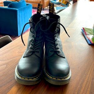 Black leather Dr Marten Pascal Laceup boots, size 8 but fits like a 9